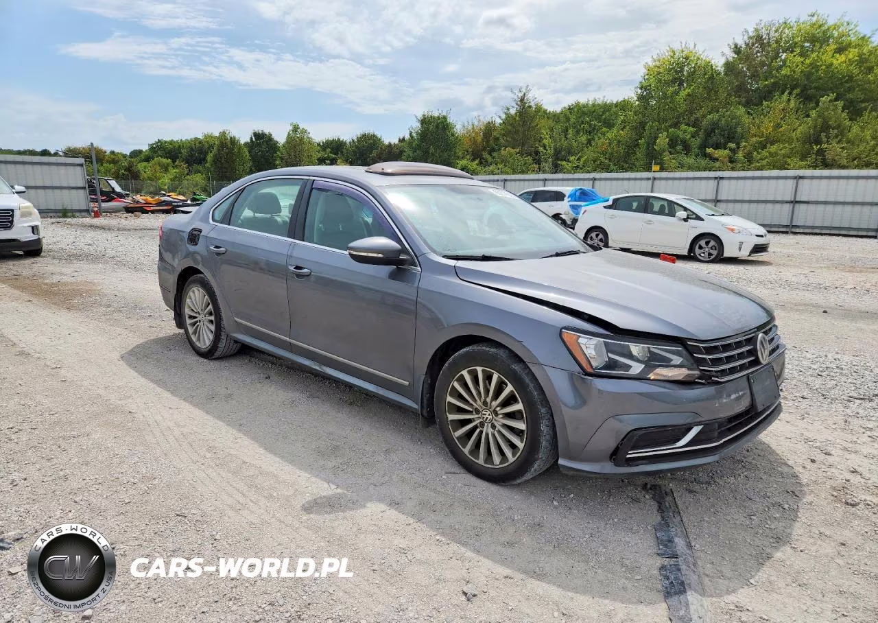 2017 Volkswagen Passat Se VIN:1VWBT7A38HC025673 - 4