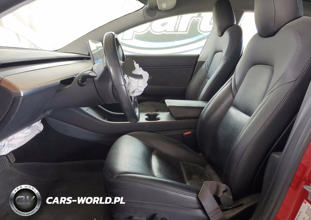 2018 Tesla Model 3 VIN:5YJ3E1EAXJF049196 - 7