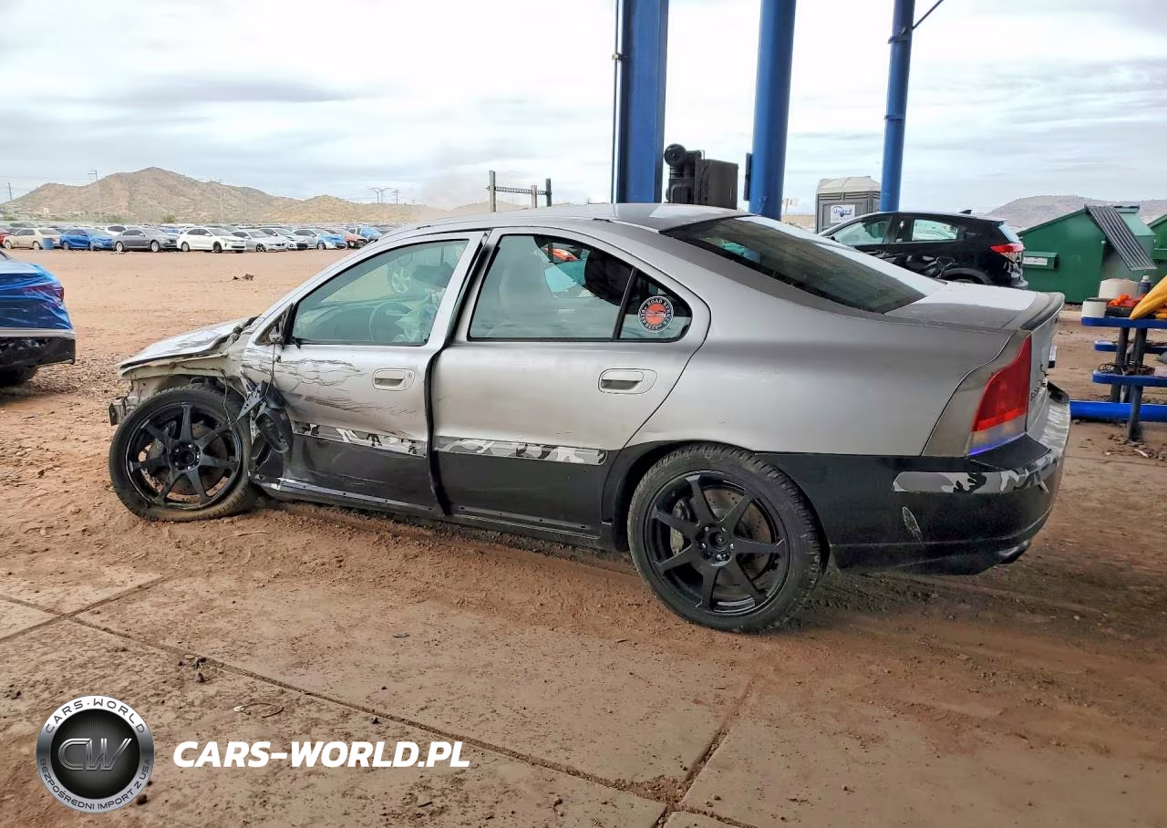 2004 Volvo S60 R VIN:YV1RH52Y742350357 - 2