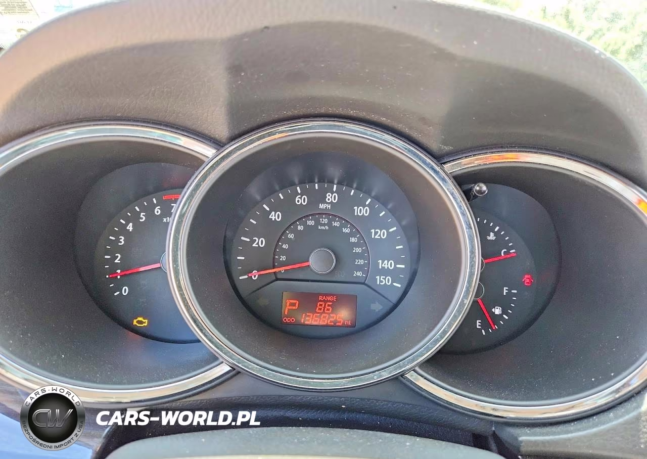 2013 Kia Sorento Lx VIN:5XYKT3A6XDG381828 - 9