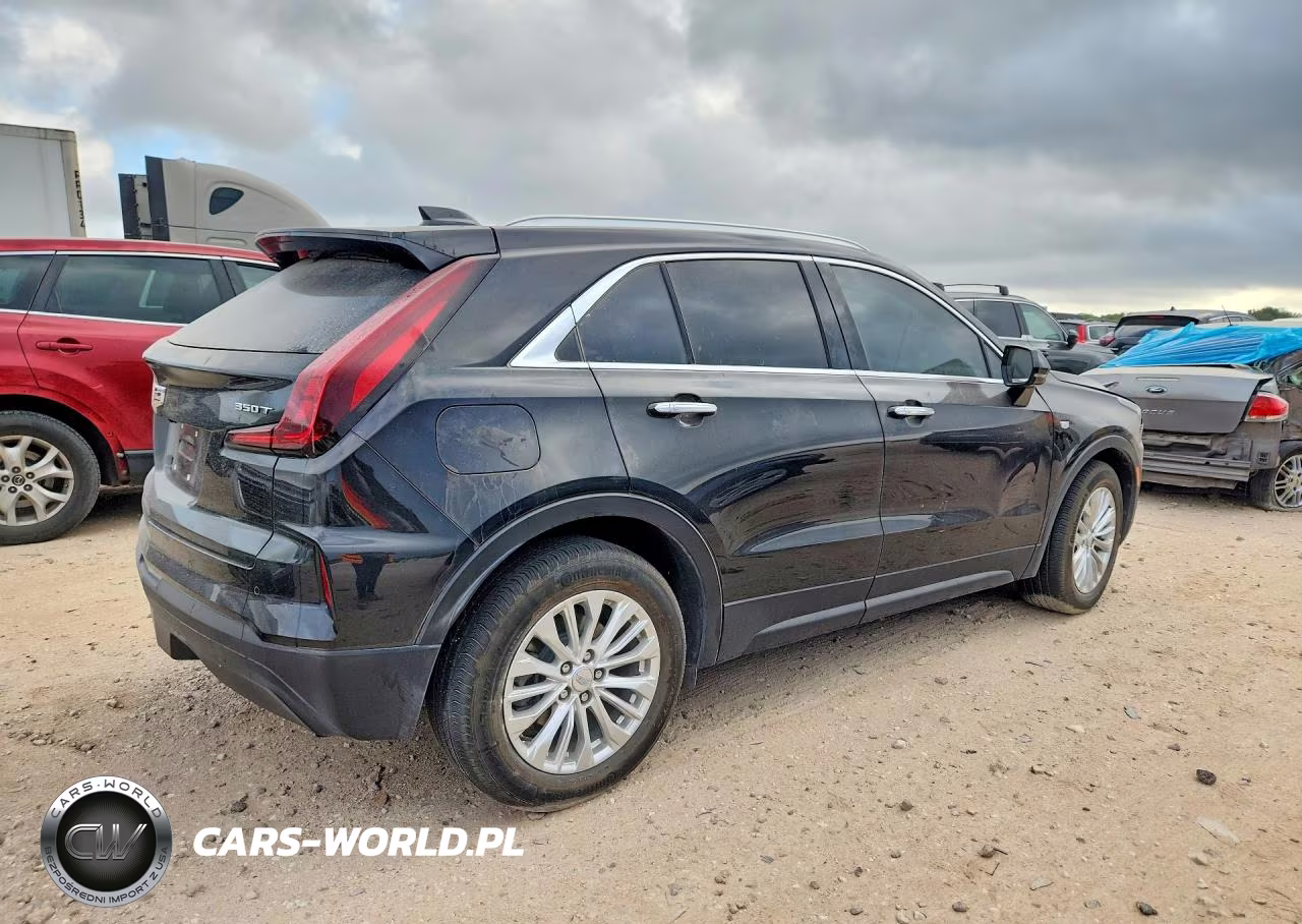 2024 Cadillac Xt4 Luxury VIN:1GYAZAR43RF177572 - 3