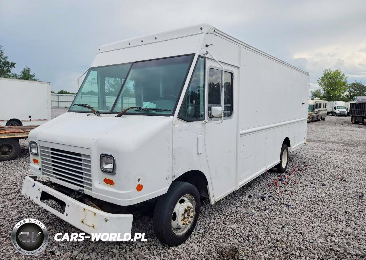 2015 Ford F59 Delivery Truck