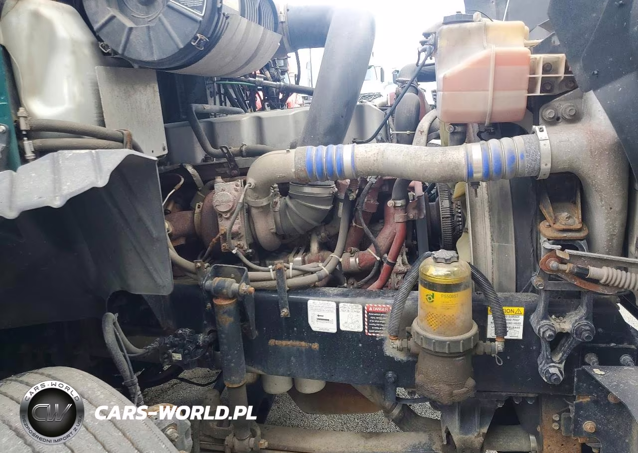2017 Mack Cxu612 Semi Truck VIN:1M1AW01X3HM009617 - 10
