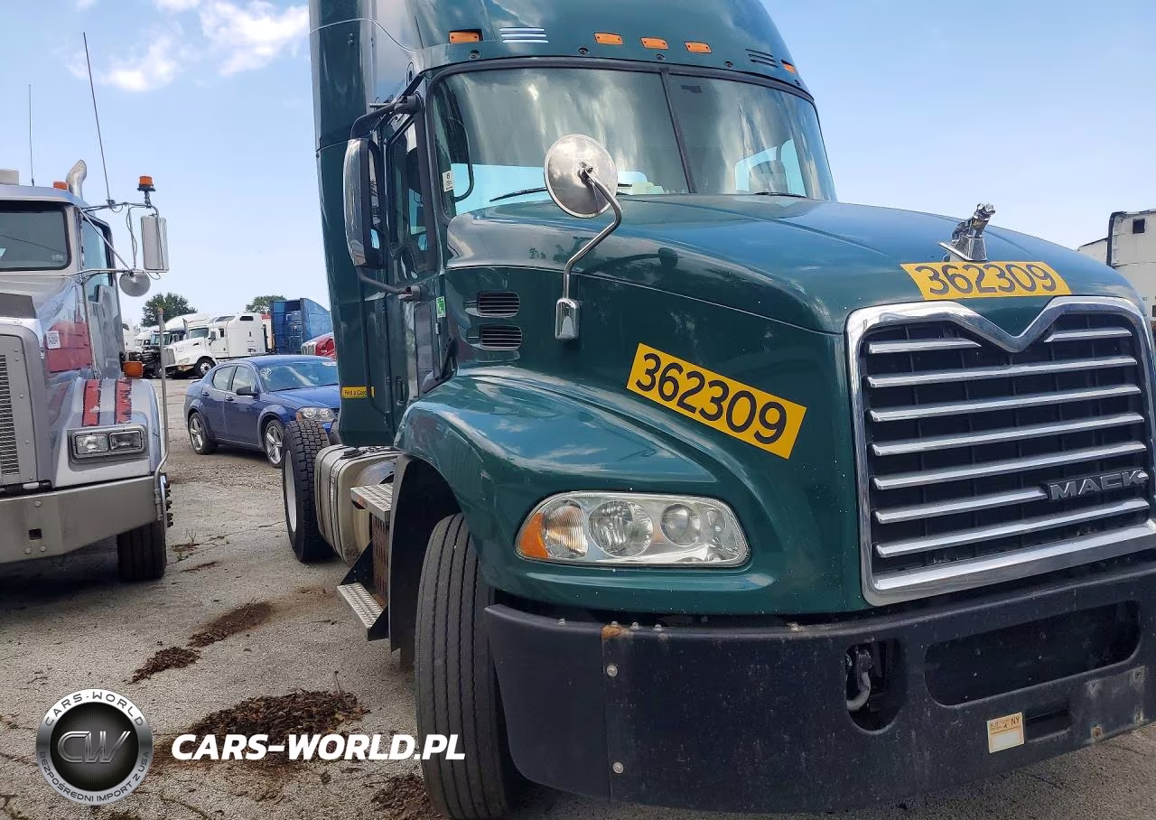 2017 Mack Cxu612 Semi Truck VIN:1M1AW01X3HM009617 - 4