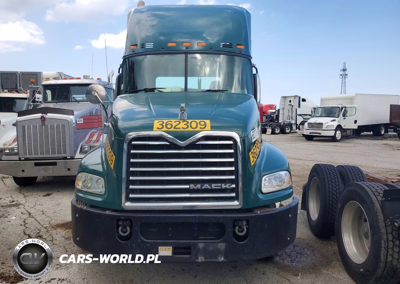 2017 Mack Cxu612 Semi Truck VIN:1M1AW01X3HM009617 - 5