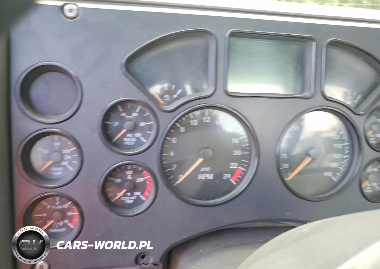 2017 Mack Cxu612 Semi Truck VIN:1M1AW01X3HM009617 - 9
