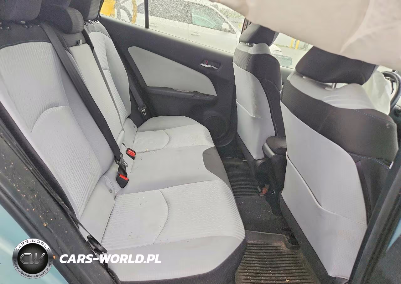 2016 Toyota Prius Three VIN:JTDKARFU7G3027614 - 10