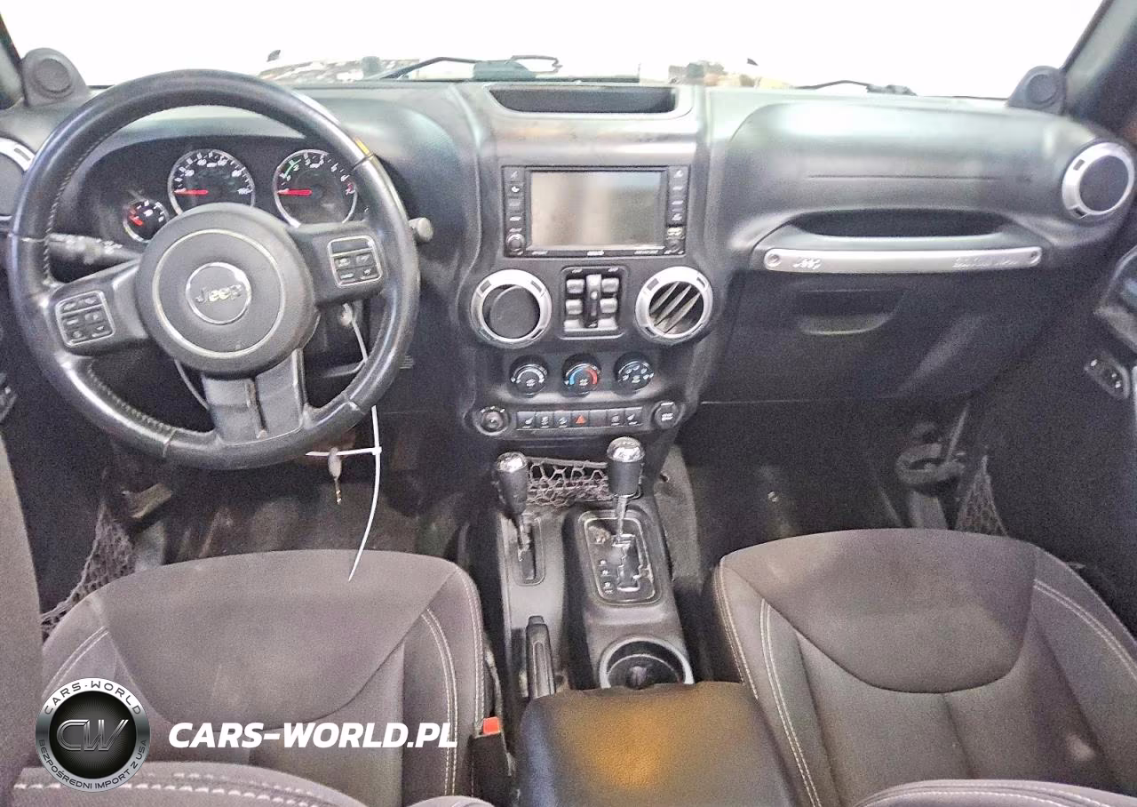 2013 Jeep Wrangler Unlimited Sahara VIN:1C4BJWEG0DL698502 - 8