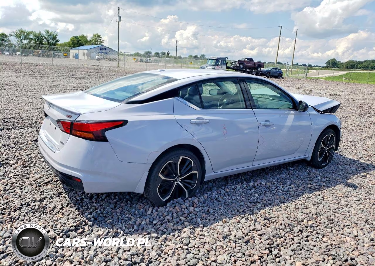 2023 Nissan Altima Sr VIN:1N4BL4CW6PN346340 - 3