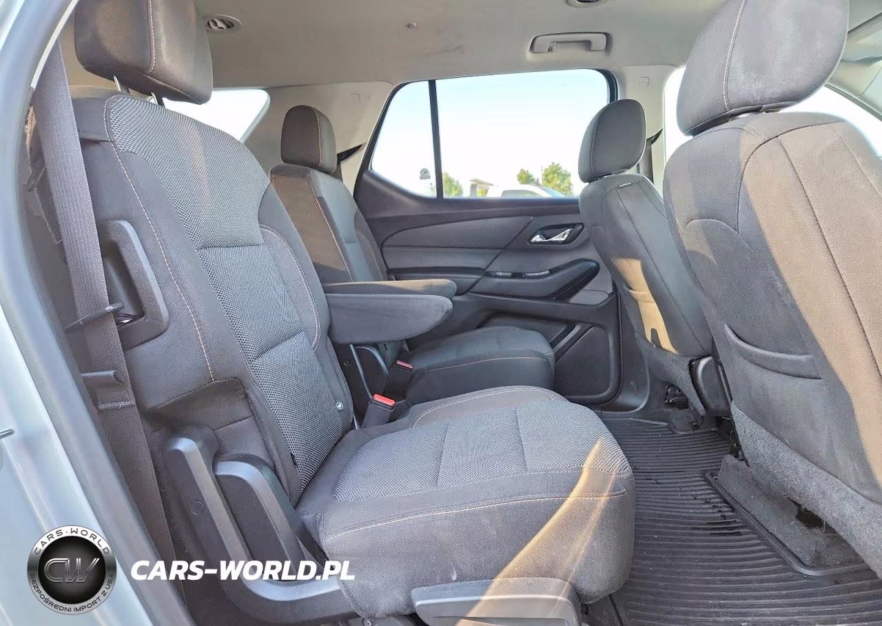 2019 Chevrolet Traverse Lt VIN:1GNERGKW9KJ196546 - 11