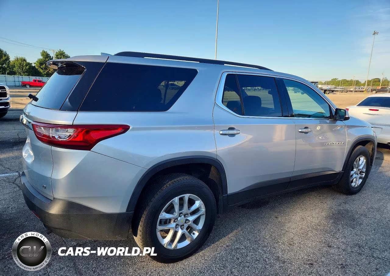 2019 Chevrolet Traverse Lt VIN:1GNERGKW9KJ196546 - 3