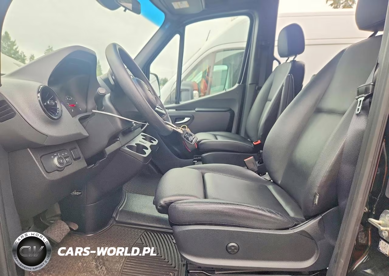 2020 Mercedes-Benz Sprinter 2500 VIN:W1Z4EGHY4LT030330 - 7