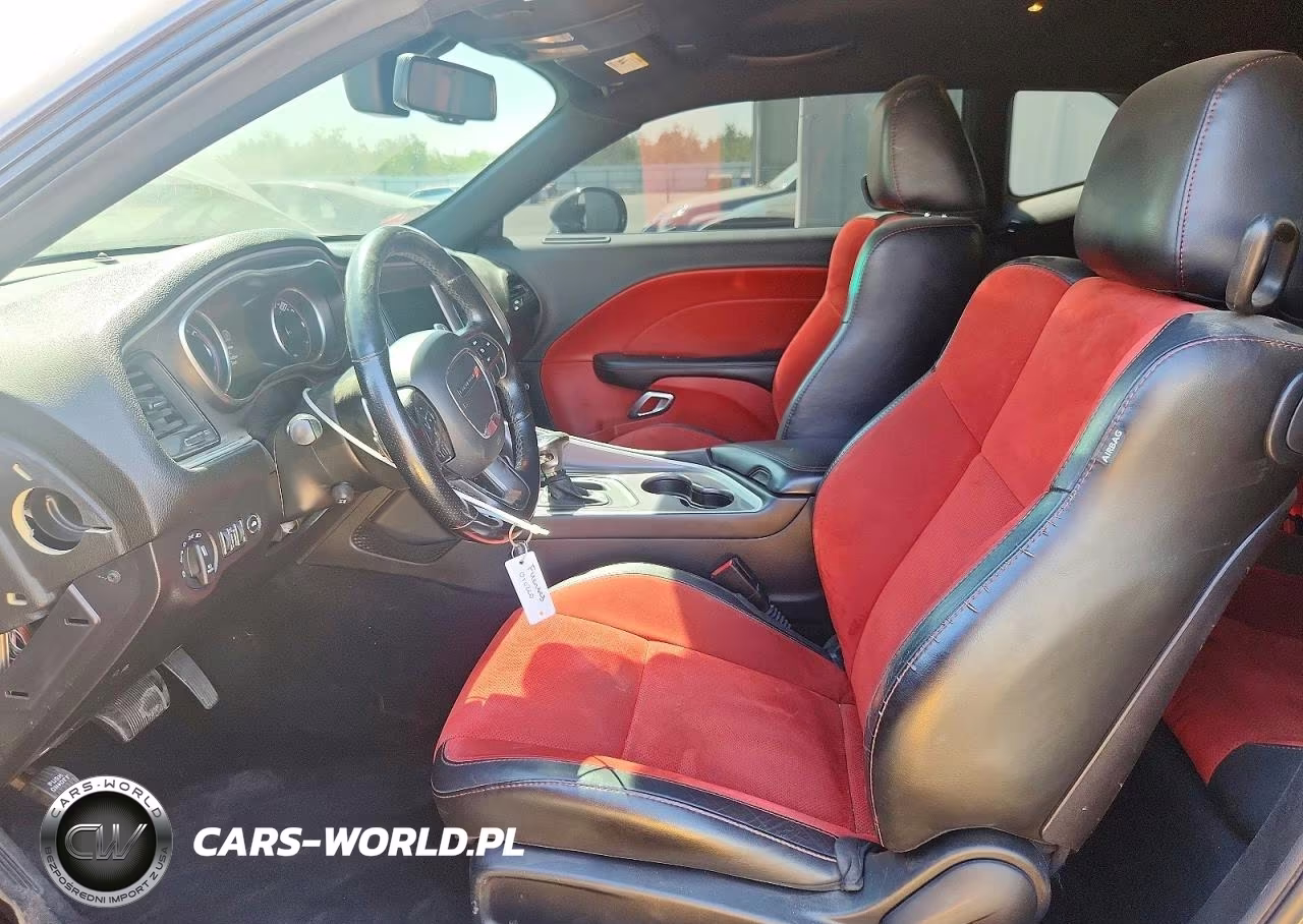 2019 Dodge Challenger Gt VIN:2C3CDZJG1KH747420 - 7