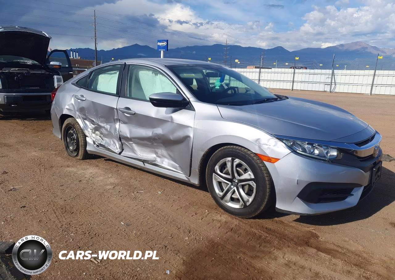 2018 Honda Civic Lx VIN:19XFC2F54JE028165 - 4