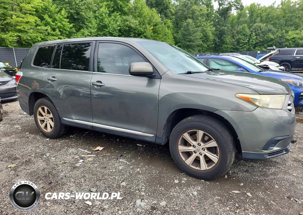 2013 Toyota Highlander Base VIN:5TDZA3EH7DS031981 - 4