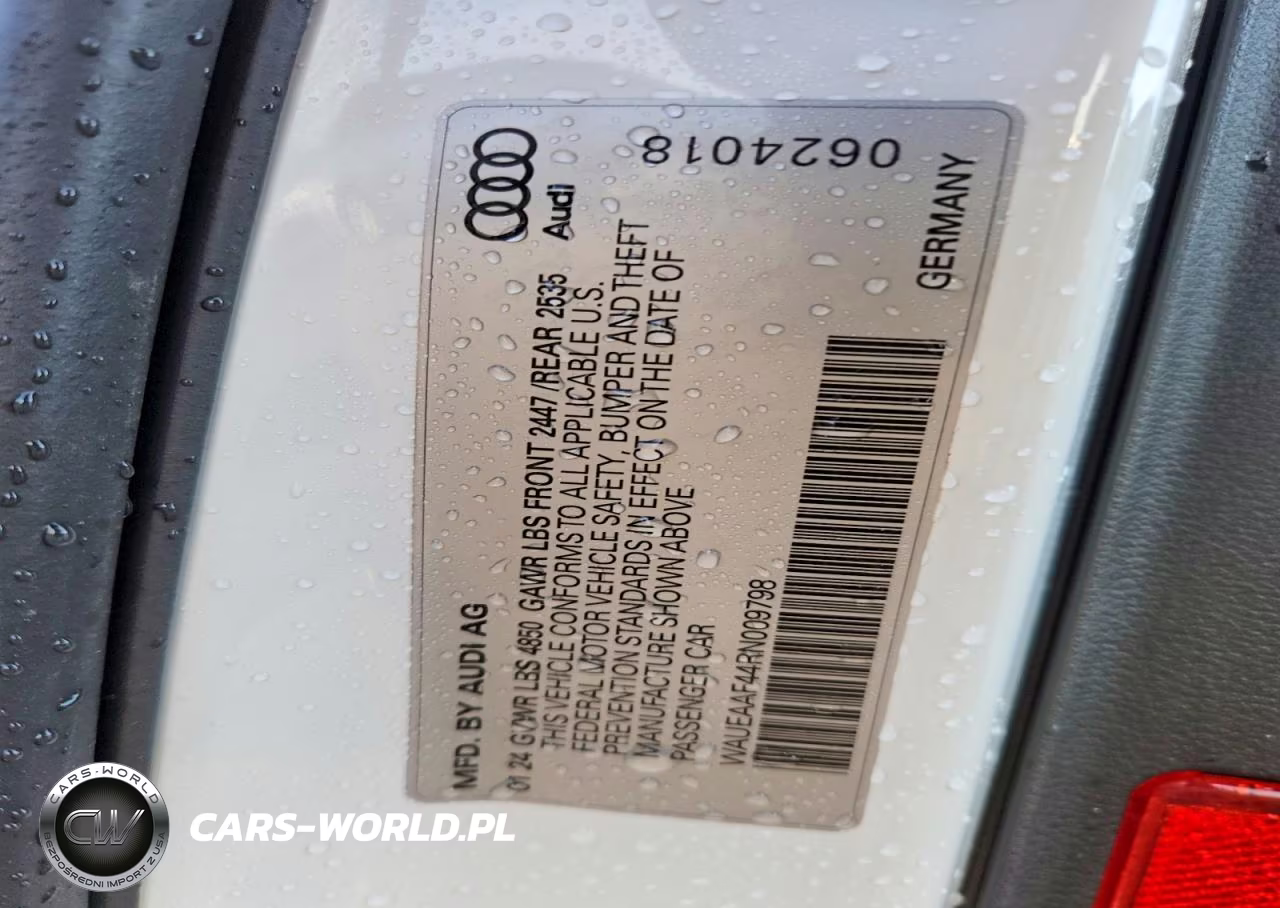 2024 Audi A4 Premium Plus 45 VIN:WAUEAAF44RN009798 - 13