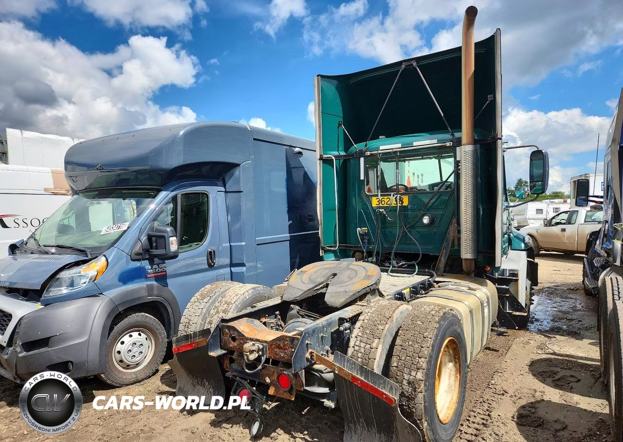 2017 Mack 600 Cxu600 VIN:1M1AW01X2HM009446 - 3