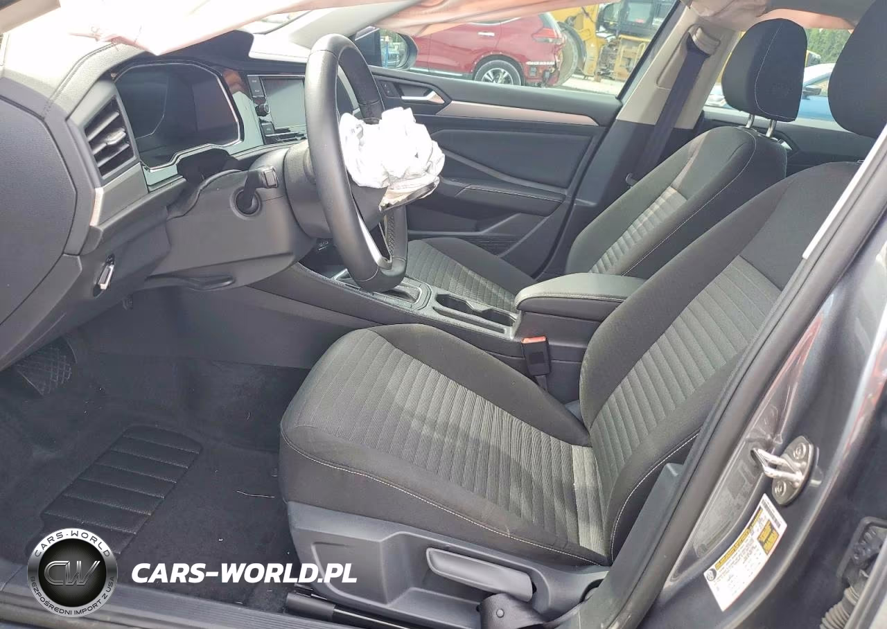 2024 Volkswagen Jetta S VIN:3VW5M7BU2RM095929 - 7