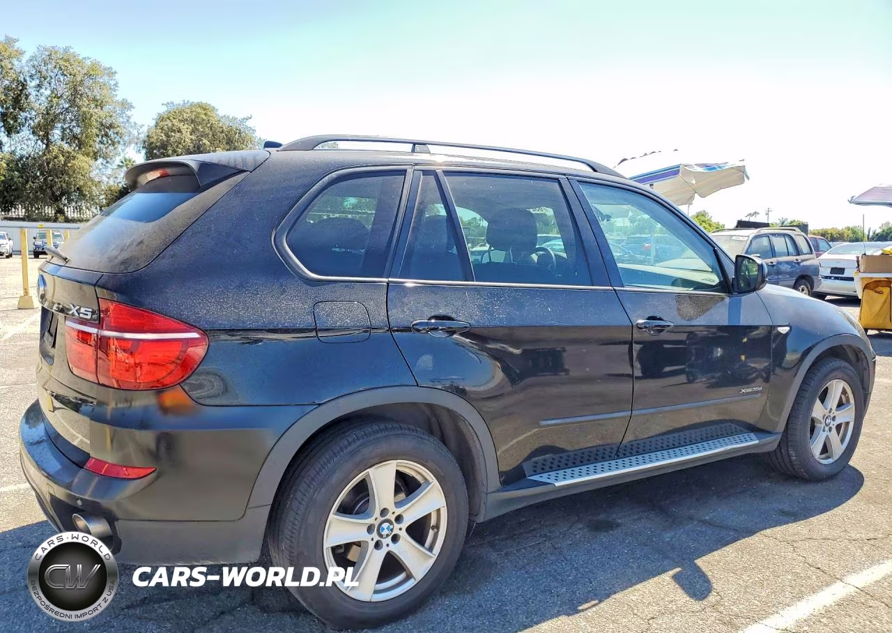 2012 BMW X5 xDrive35D VIN:5UXZW0C50CL668184 - 3