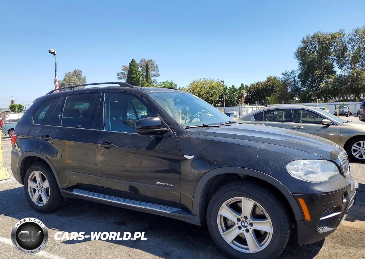 2012 BMW X5 xDrive35D VIN:5UXZW0C50CL668184 - 4