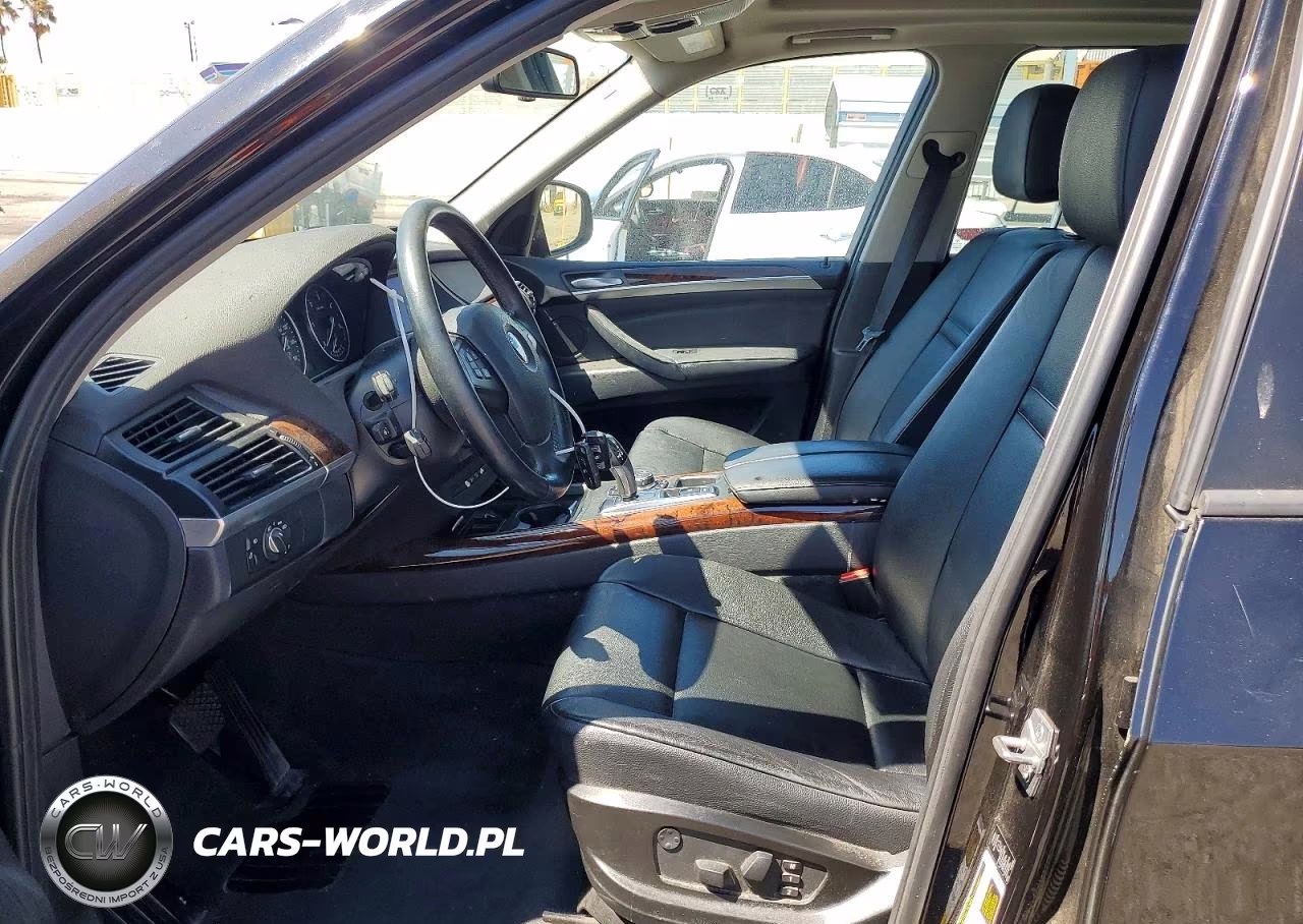 2012 BMW X5 xDrive35D VIN:5UXZW0C50CL668184 - 7