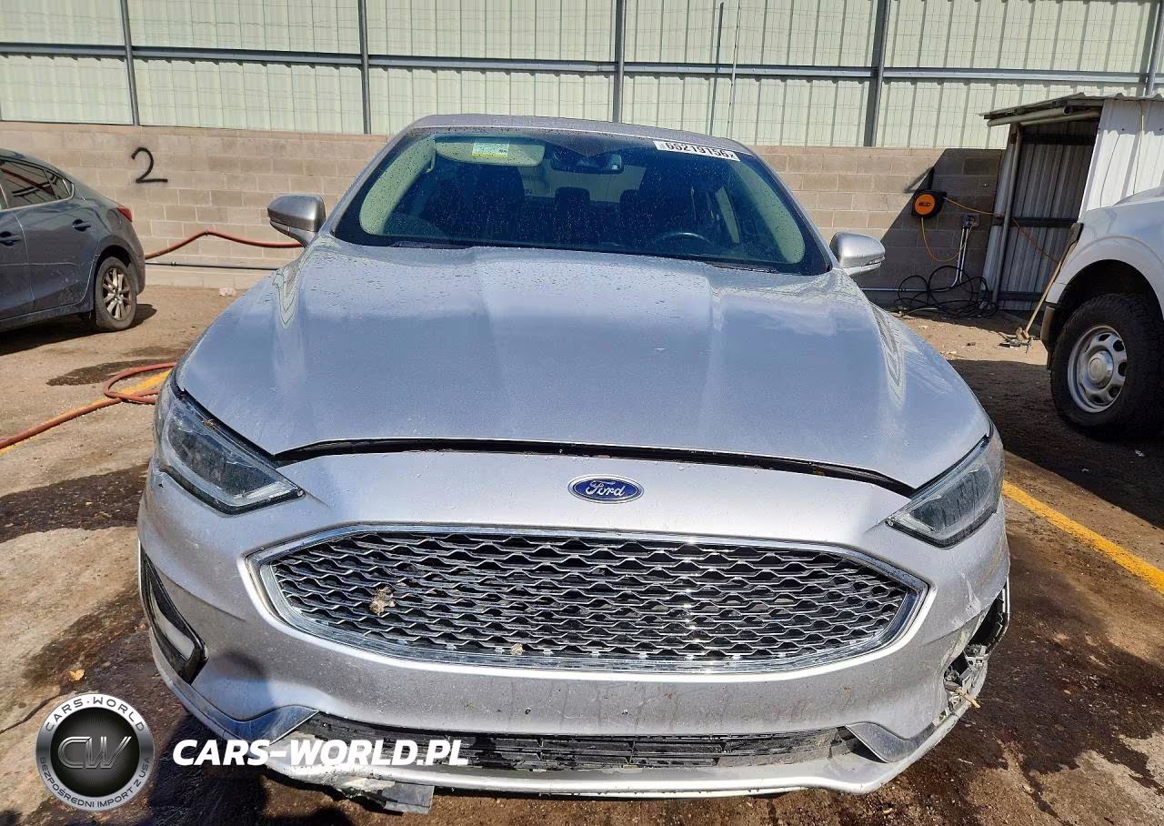 2019 Ford Fusion Titanium VIN:3FA6P0D97KR256854 - 5