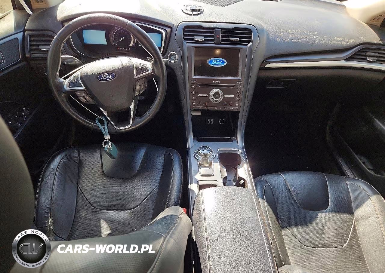 2019 Ford Fusion Titanium VIN:3FA6P0D97KR256854 - 8