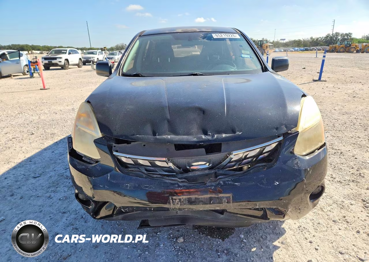 2011 Nissan Rogue S VIN:JN8AS5MV1BW680349 - 5