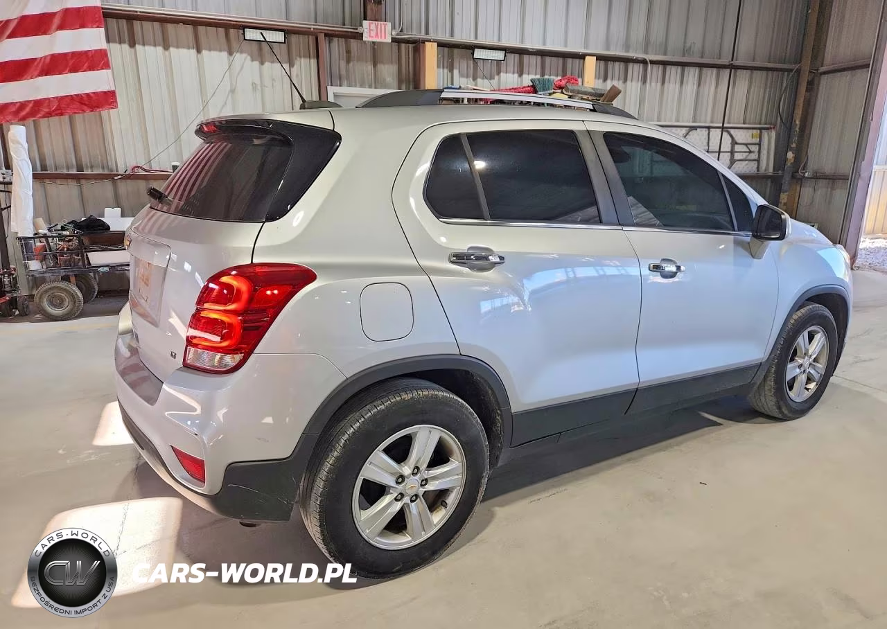 2019 Chevrolet Trax 1Lt VIN:KL7CJLSBXKB892823 - 3