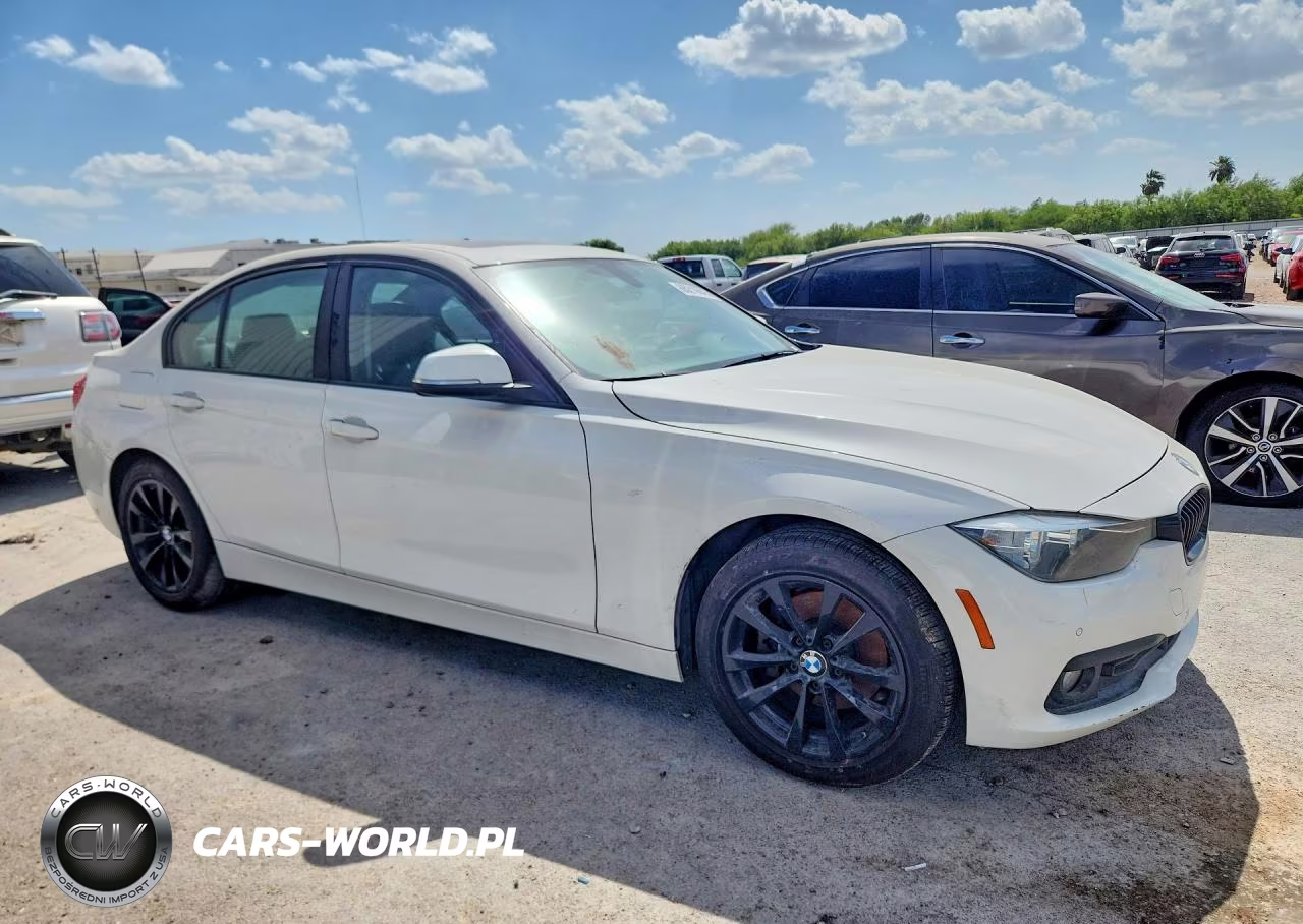 2017 BMW 320 I VIN:WBA8E1G30HNU16331 - 4