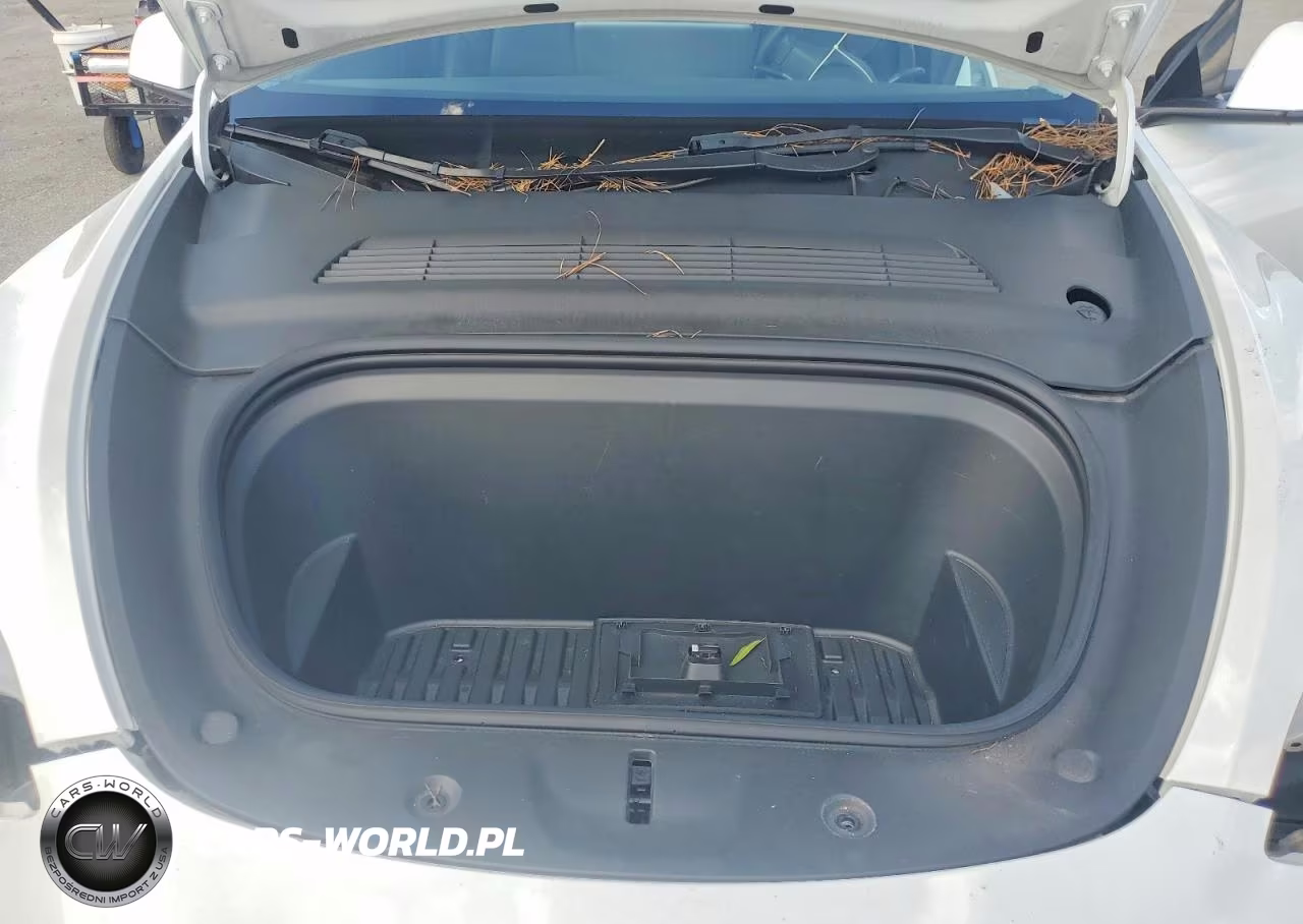 2021 Tesla Model Y VIN:5YJYGDEE7MF299133 - 11