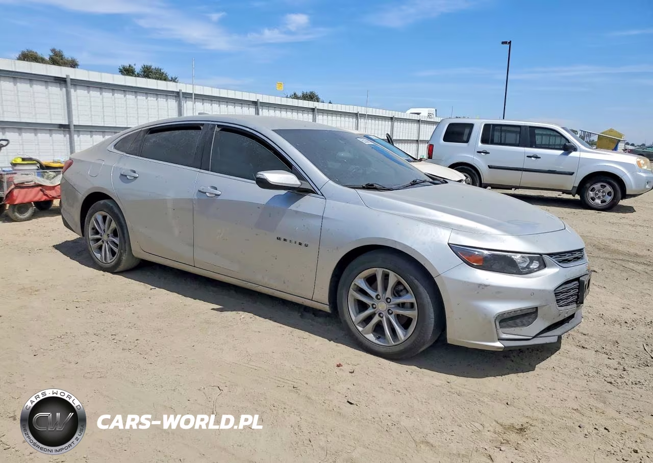 2018 Chevrolet Malibu Lt VIN:1G1ZD5ST5JF186822 - 4