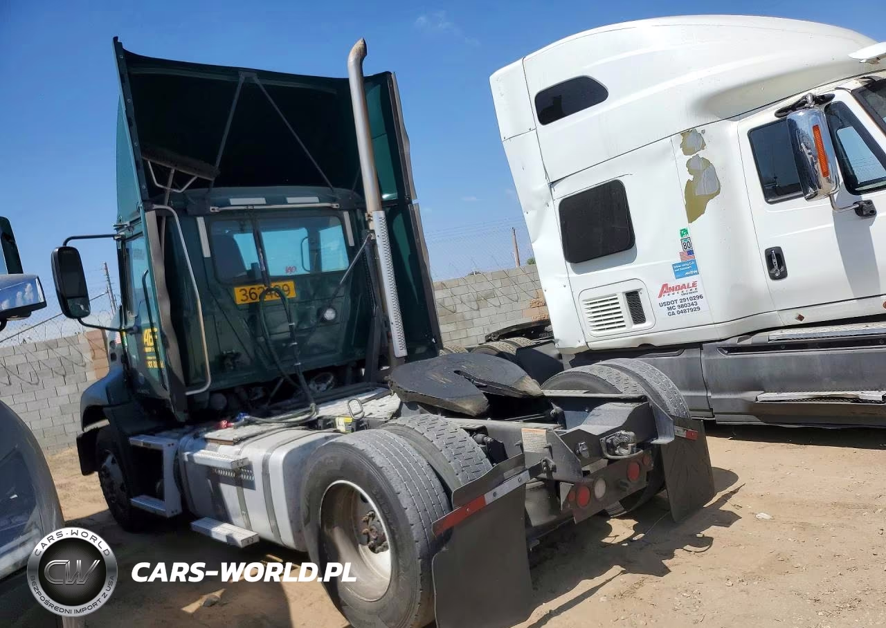 2017 Mack 600 Cxu600 VIN:1M1AW01X9HM009797 - 2