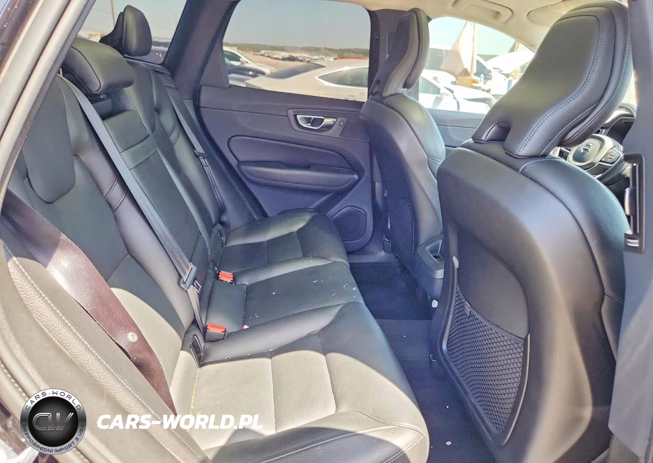 2019 Volvo Xc60 T5 VIN:LYV102RK6KB195905 - 11