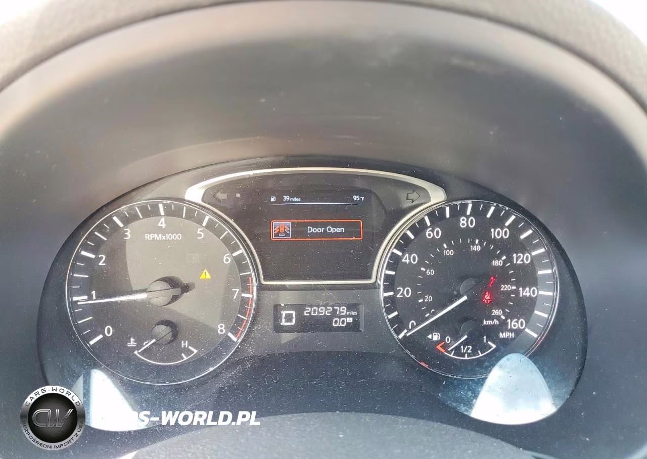 2014 Nissan Altima 2.5 S VIN:1N4AL3AP4EN330913 - 9