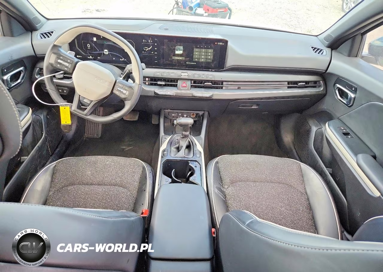 2025 Kia K4 Gt Line VIN:3KPFW4DE6SE197417 - 8