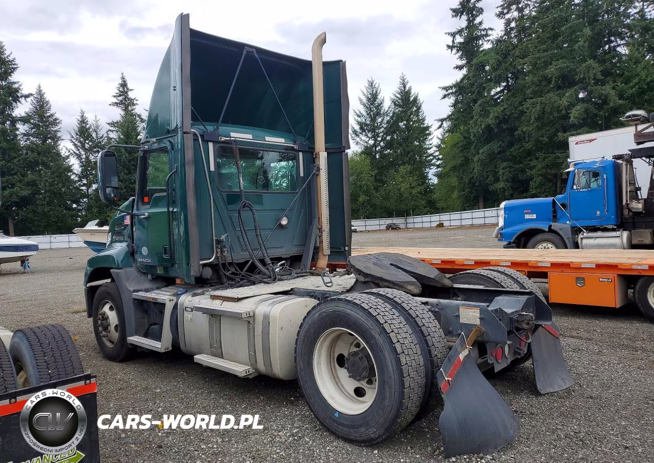 2018 Mack Cxu612 Semi Truck VIN:1M1AW01X7JM010629 - 2