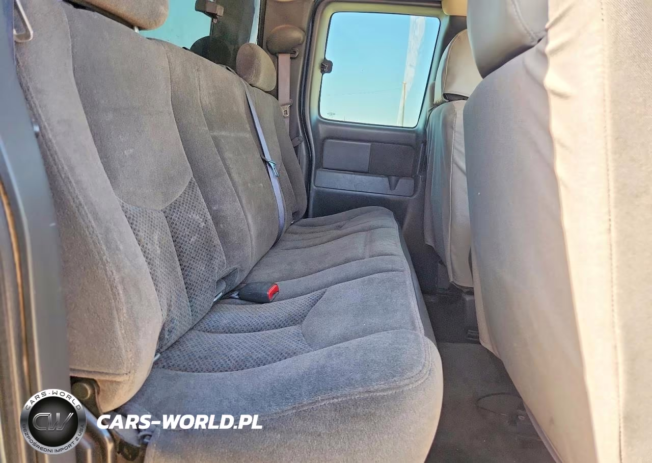 2006 Chevrolet Silverado K2500 Heavy Duty VIN:1GCHK29U56E110083 - 10