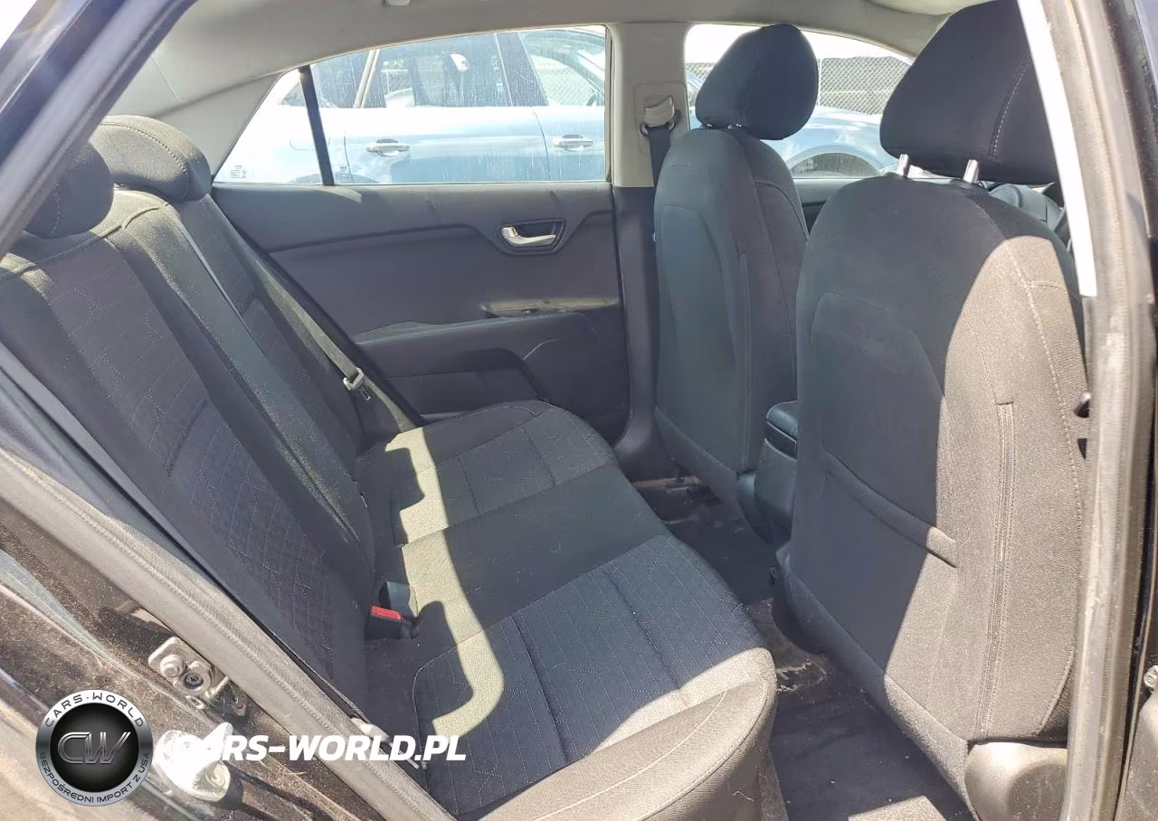 2019 Kia Rio S VIN:3KPA24AB1KE158069 - 10