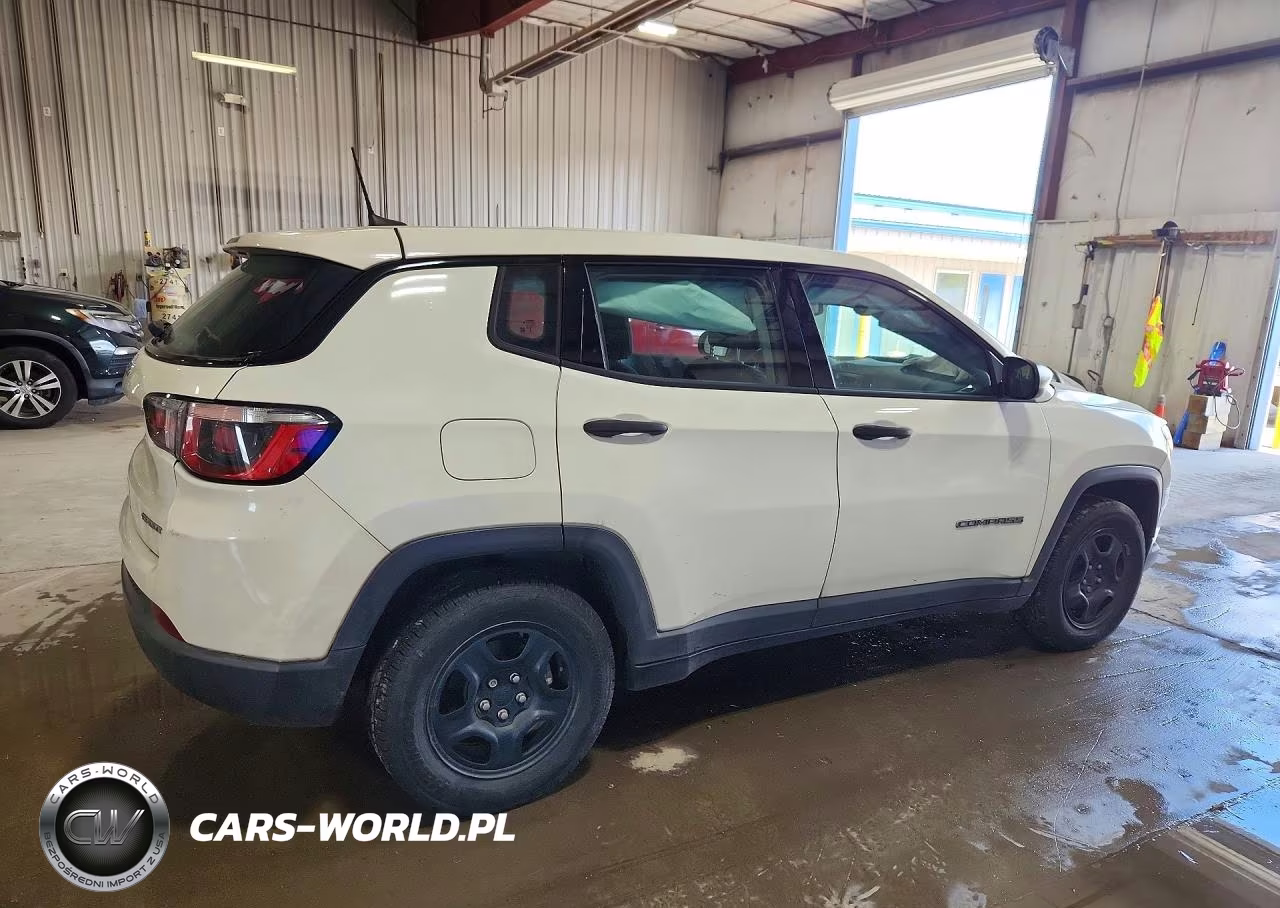 2019 Jeep Compass Sport VIN:3C4NJCAB8KT835158 - 3