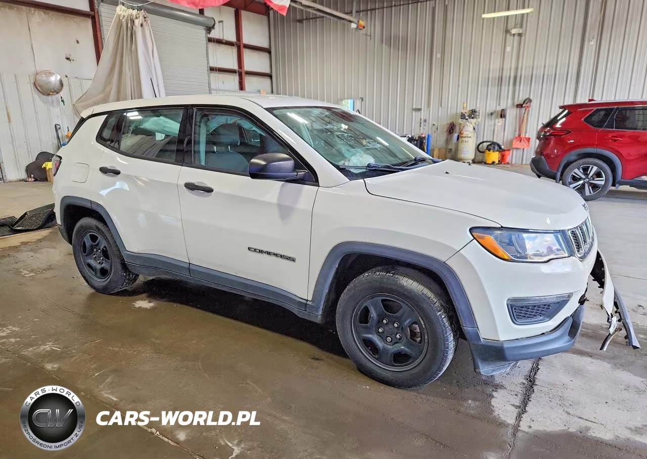 2019 Jeep Compass Sport VIN:3C4NJCAB8KT835158 - 4