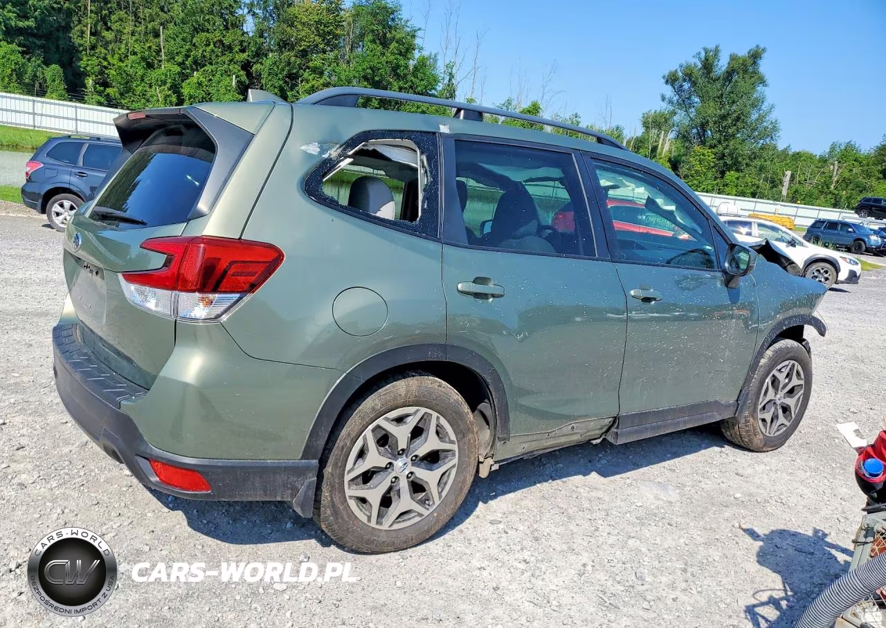 2020 Subaru Forester Premium VIN:JF2SKAJC4LH427738 - 3