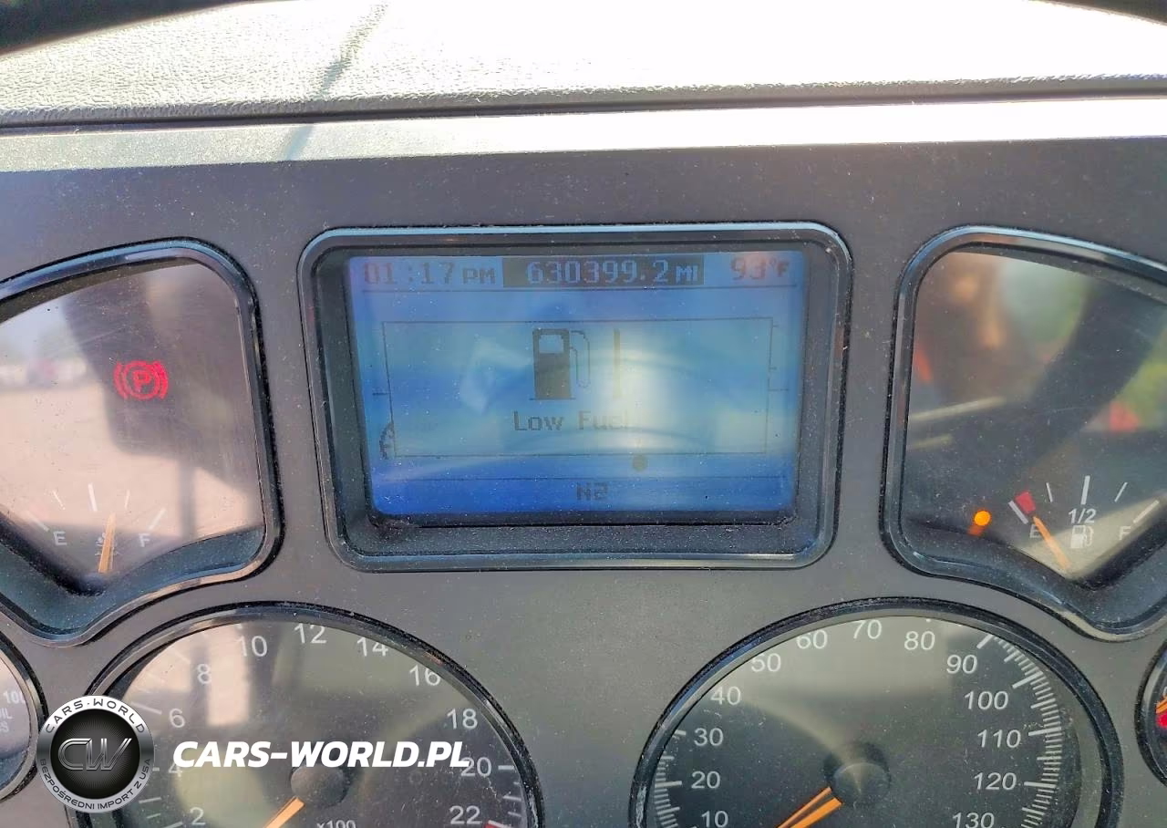 2018 Mack Cxu612 Semi Truck VIN:1M1AW01X7JM010646 - 9