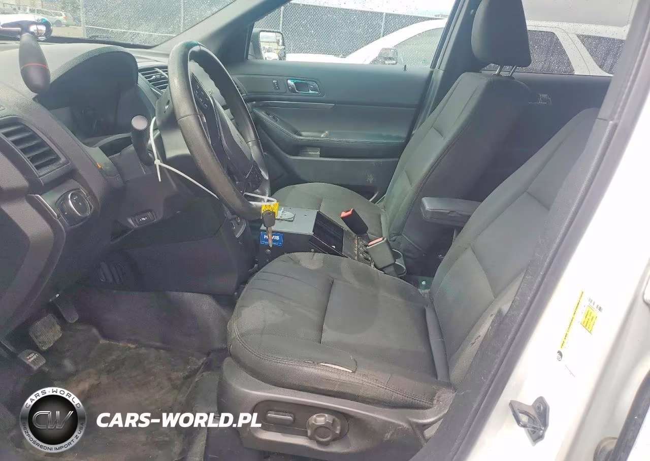 2017 Ford Explorer Police Interceptor VIN:1FM5K8AR6HGB41018 - 7