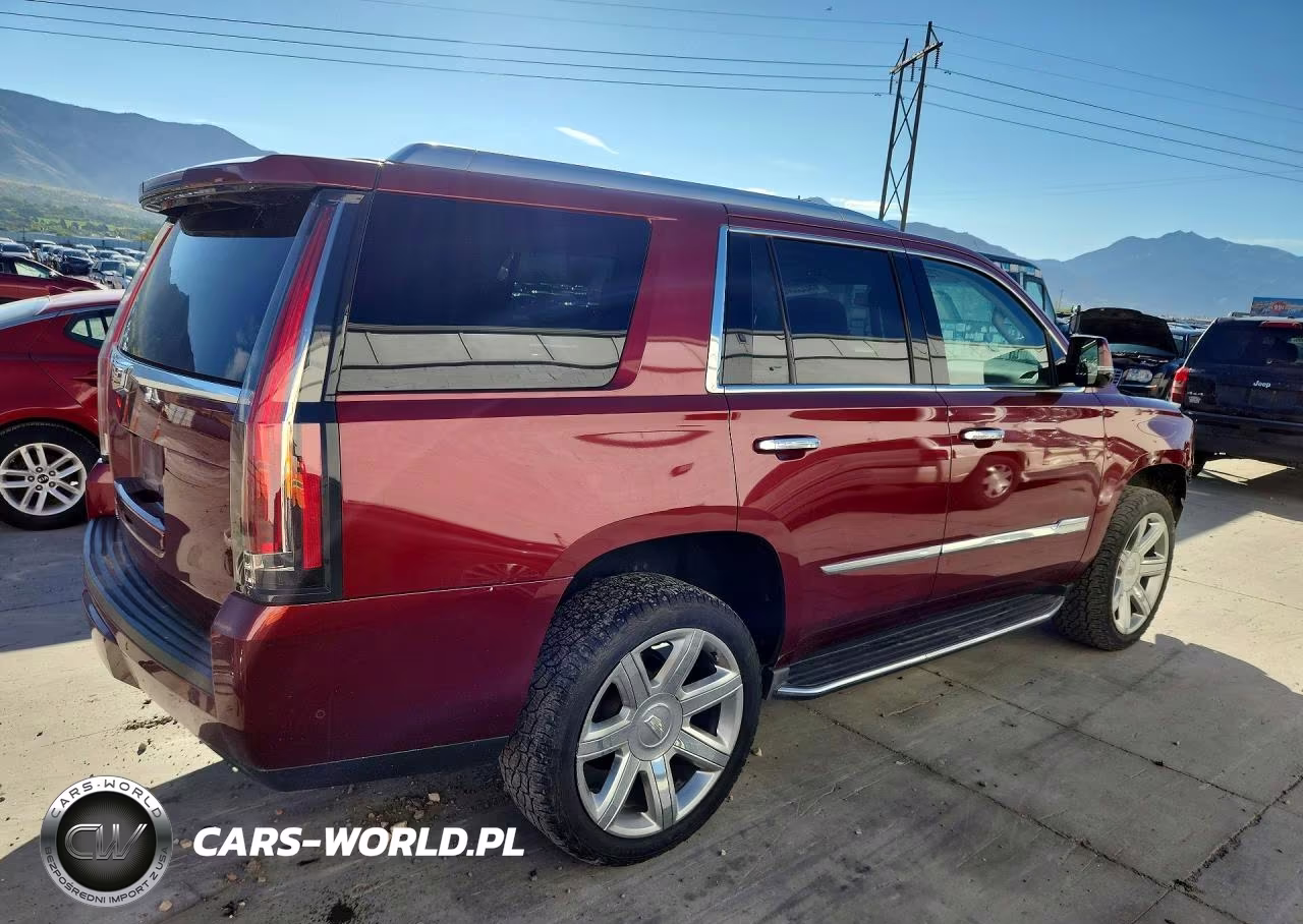 2017 Cadillac Escalade Premium Luxury VIN:1GYS4CKJ1HR358553 - 3