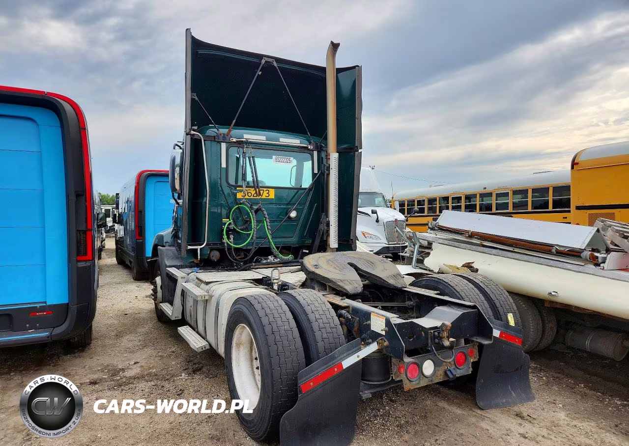 2017 Mack 600 Cxu600 VIN:1M1AW01X4HM009481 - 2