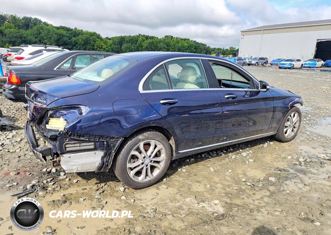 2015 Mercedes-Benz C 300 4Matic VIN:55SWF4KB3FU081759 - 3