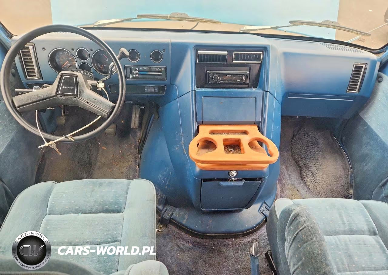 1989 Chevrolet G20 VIN:1GBEG25K8K7160701 - 8