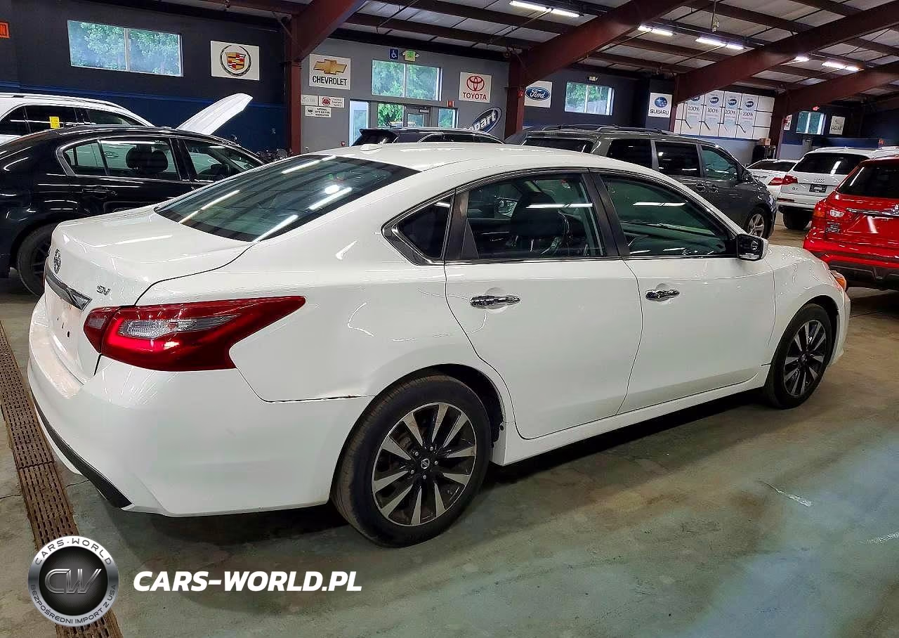 2018 Nissan Altima 2.5 Sv VIN:1N4AL3AP0JC138524 - 3