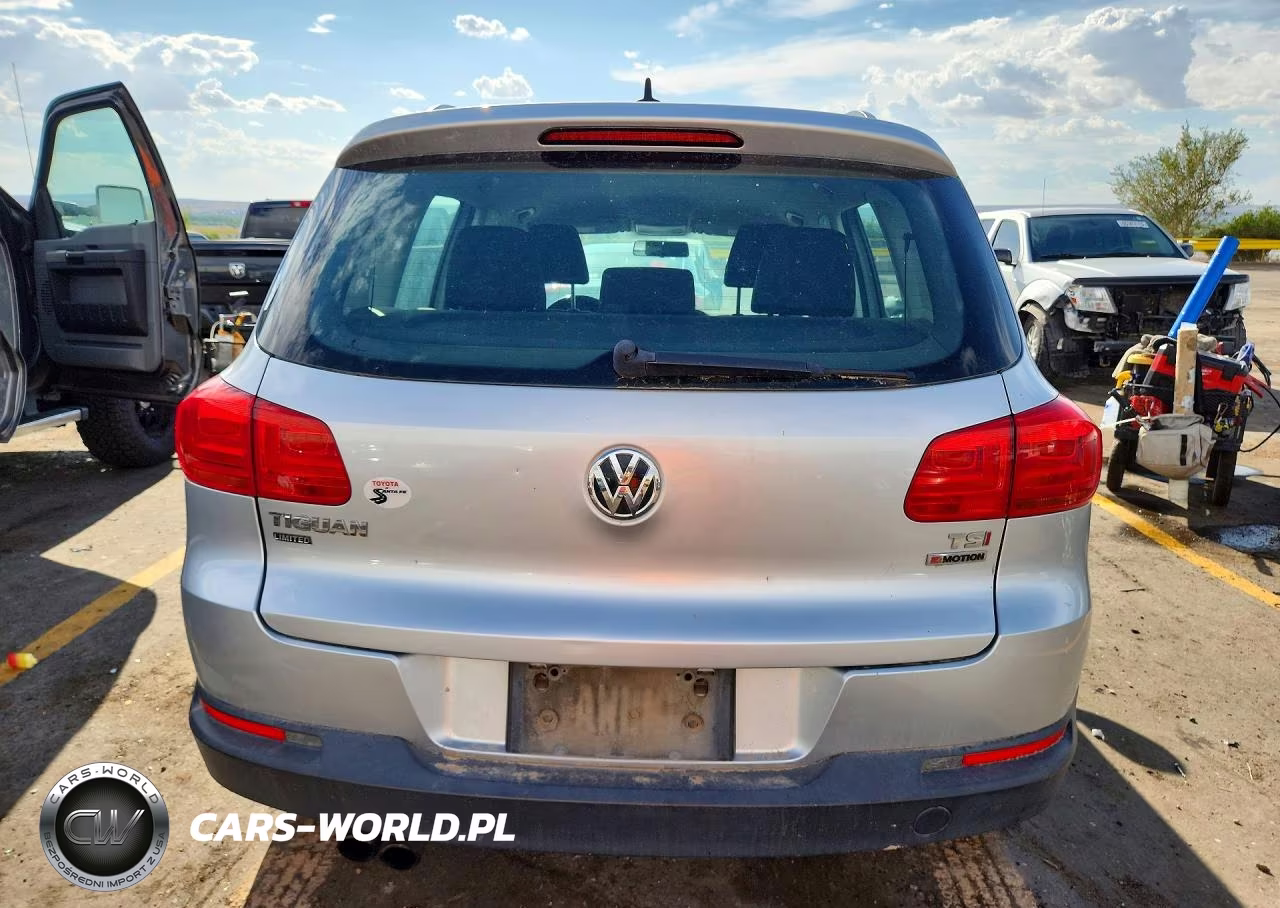 2018 Volkswagen Tiguan Limited VIN:WVGBV7AX5JK005095 - 6